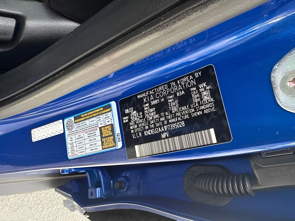 Used 2023 Blue Kia S image 26