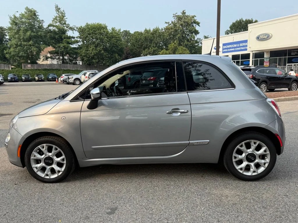 Used 2017 Silver FIAT Lounge image 5