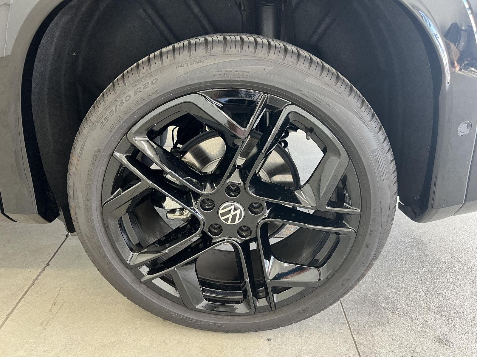 2025 Volkswagen Tiguan SE R-LINE BLACK - Photo 17