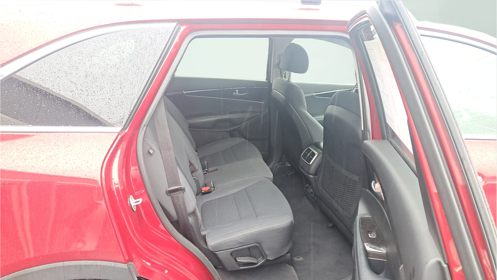 Used 2018 Red Kia LX image 14