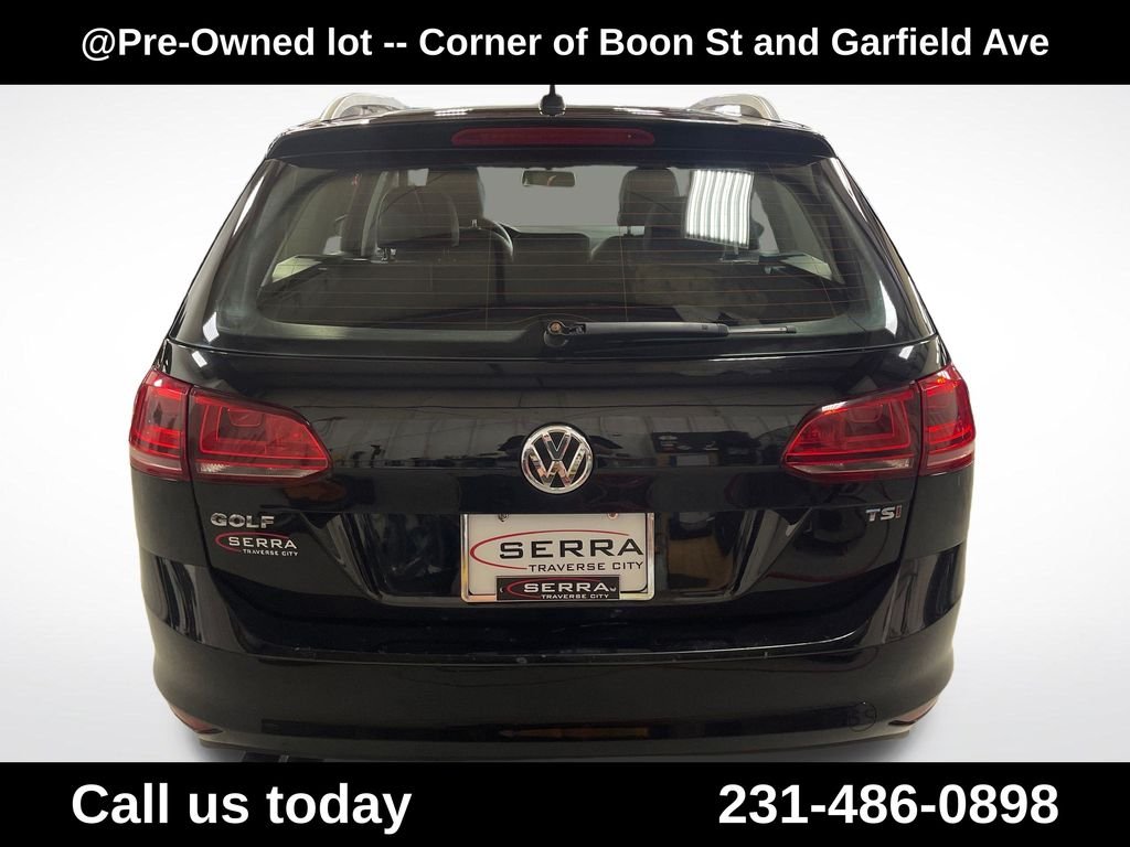 Used 2015  Volkswagen SEL image 8