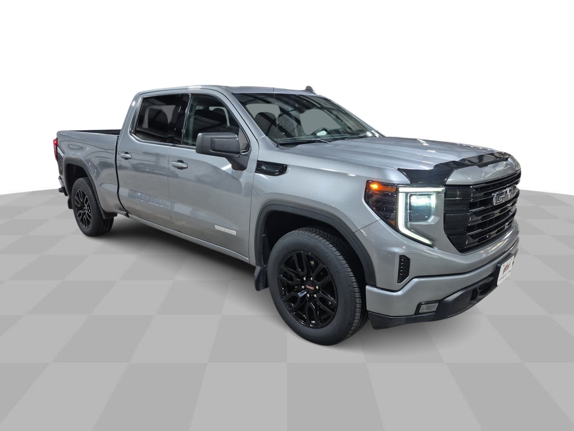 Used 2023 Gray GMC Elevation image 2