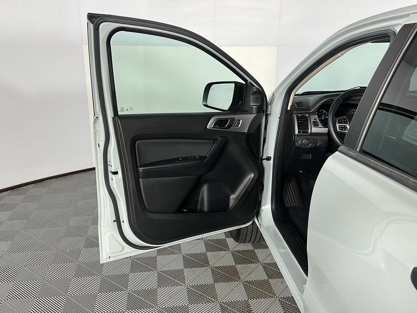 Used 2022 Cactus Gray Ford XLT image 17