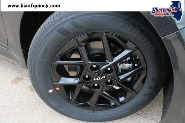 New 2026 Gray Kia LXS image 7