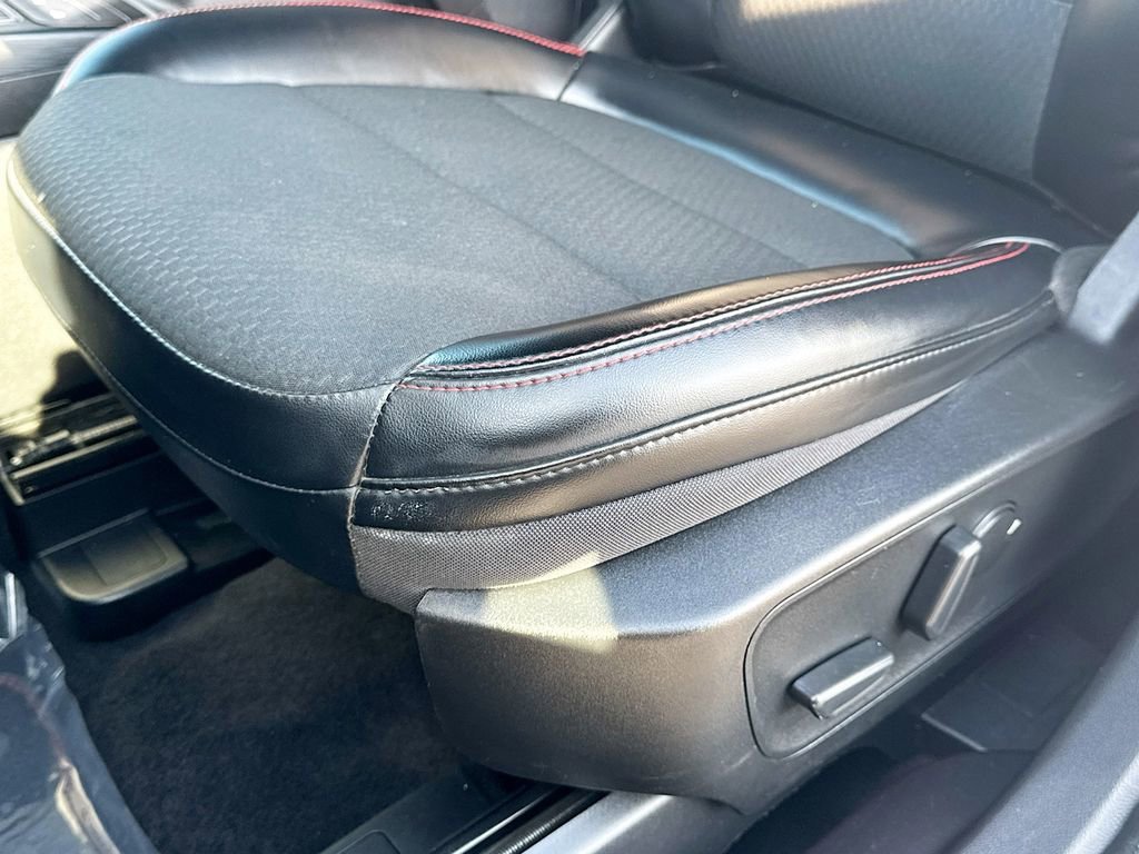 2023 Ford Escape ST-Line - Photo 19