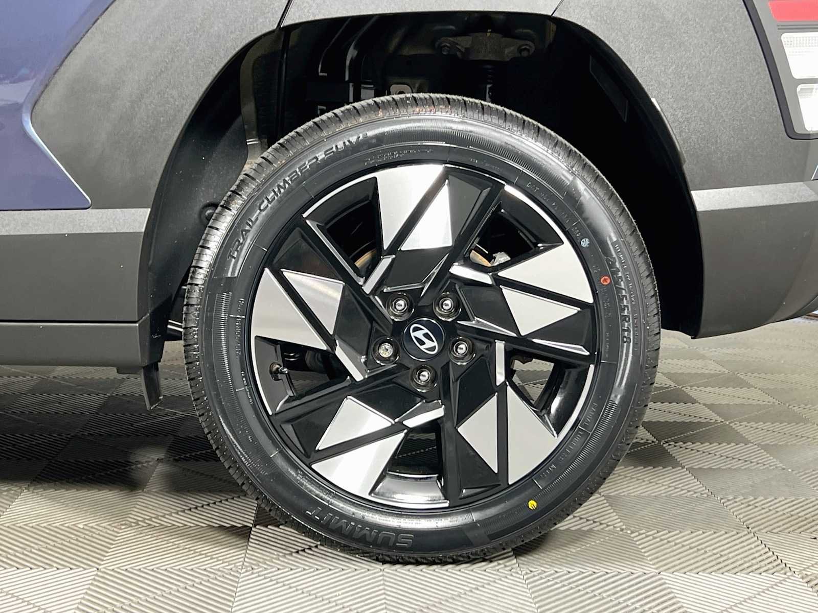 Used 2024 Denim Blue Pearl Hyundai SEL image 32