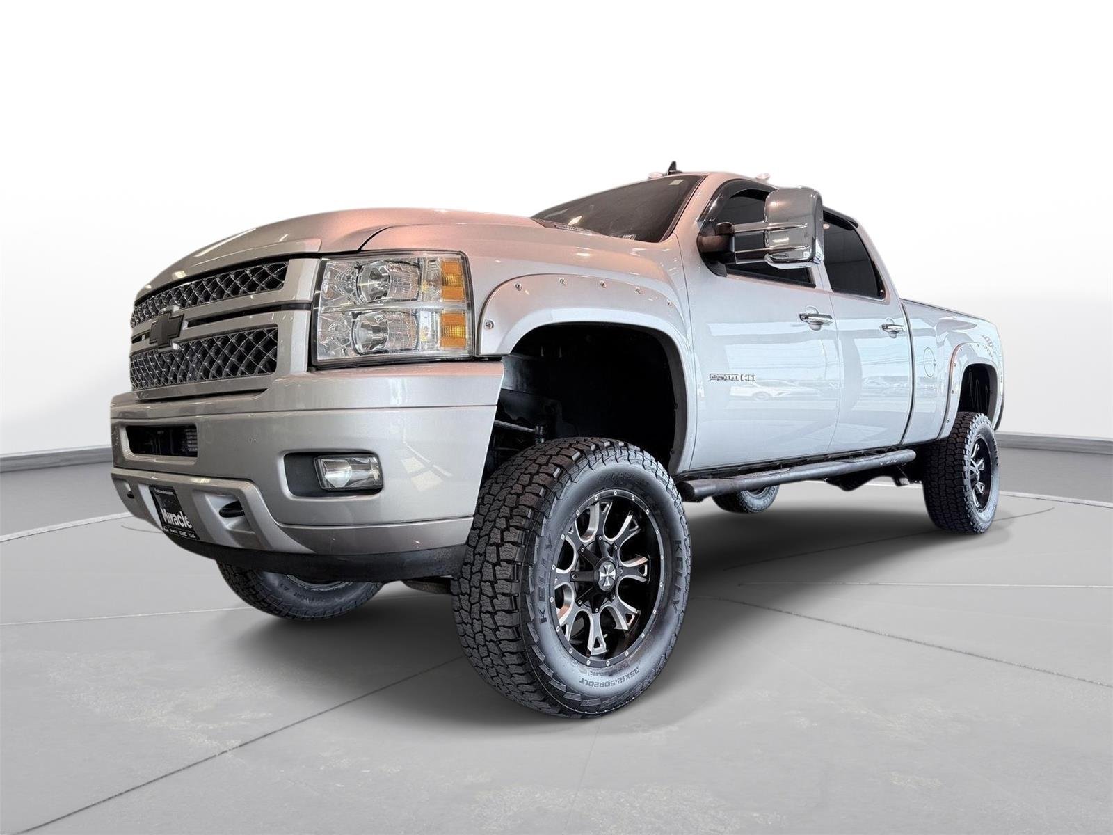 Used 2014 Silver Ice Metallic Chevrolet LTZ image 3