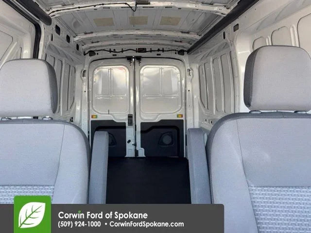New 2026 Oxford White Ford Base image 29