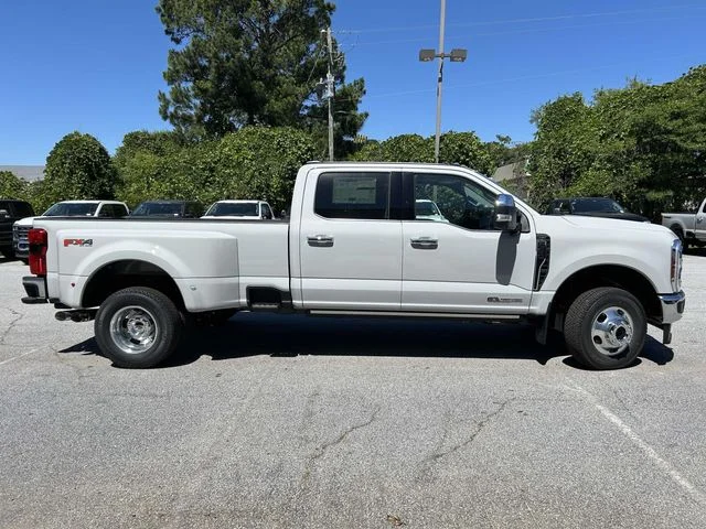 New 2026 Avalanche Ford F-350® Lariat® image 2