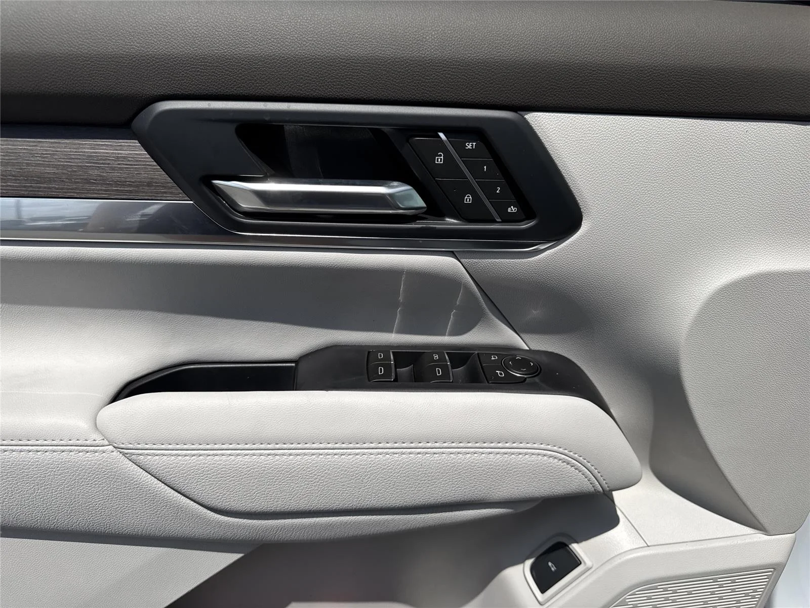 New 2026 Glacier White Tricoat GMC Denali image 33