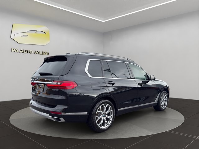 Used 2021 Black Sapphire Metallic BMW xDrive40i image 7