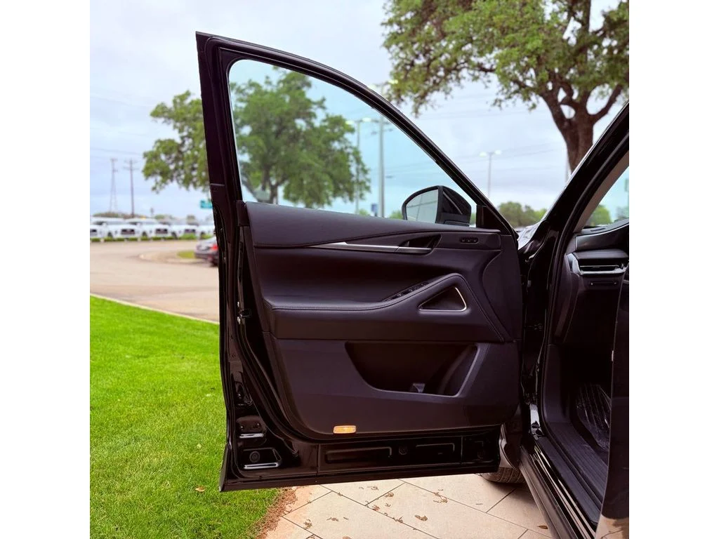 New 2026 Mineral Black INFINITI Luxe FWD image 19
