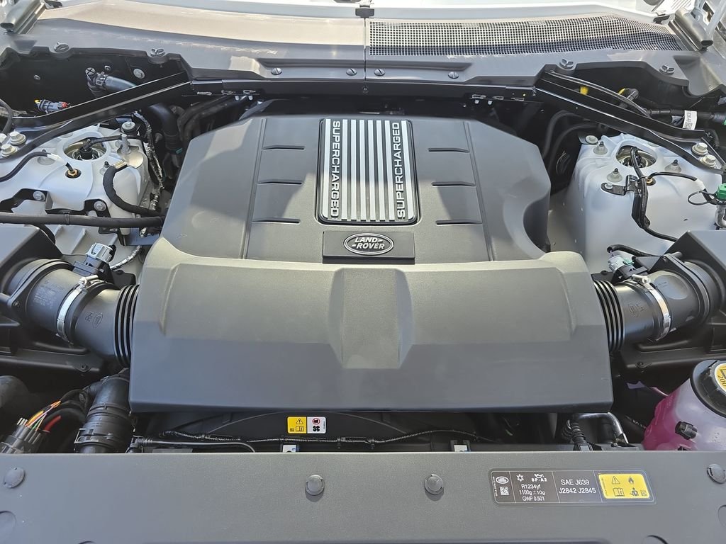 New 2026 Fuji White Land Rover V8 image 33