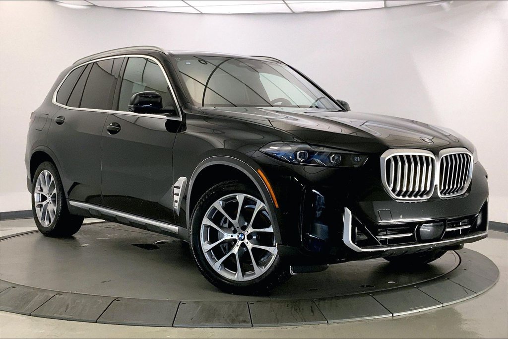Used 2026 Black Sapphire Metallic BMW  image 1