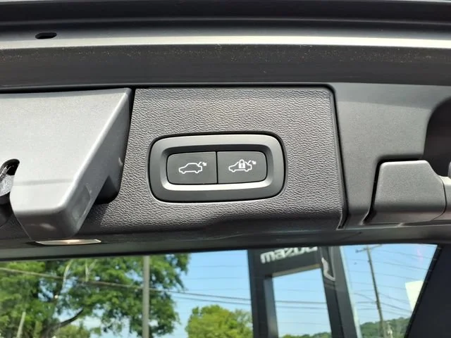 2024 Volvo XC60 Plus - Photo 16