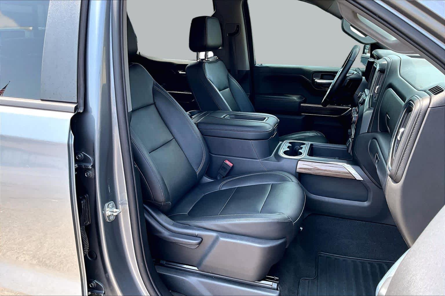 Used 2020 Satin Steel Metallic Chevrolet LT Trail Boss image 9