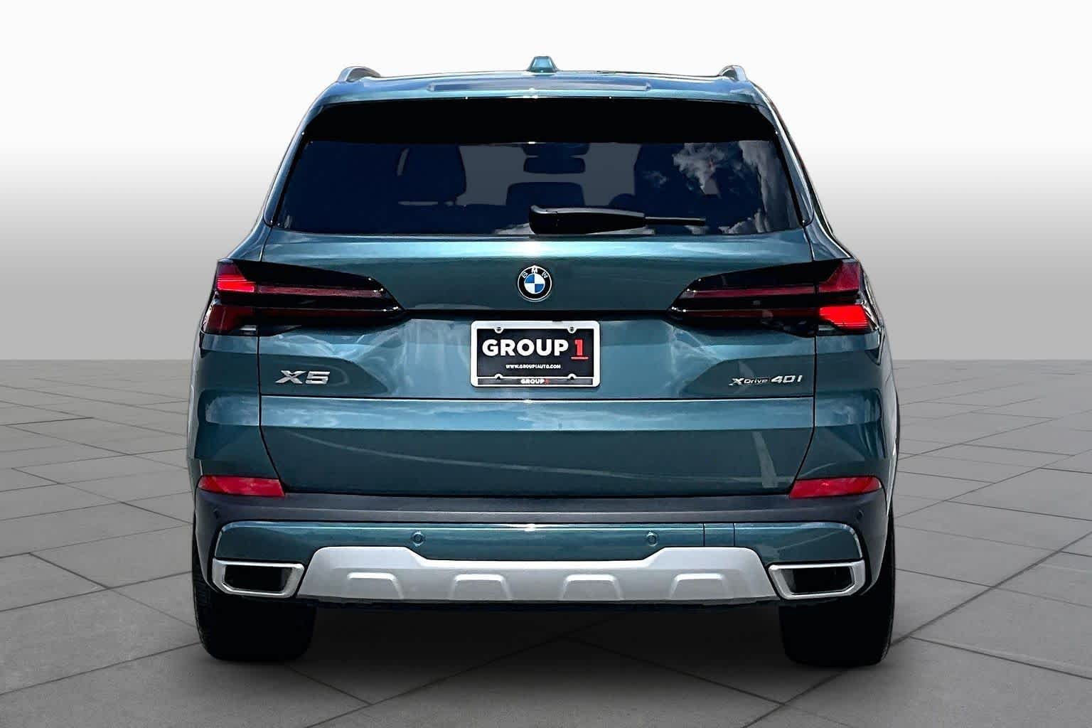 Used 2026 Blue Ridge Mountain Metallic BMW xDrive40i image 5