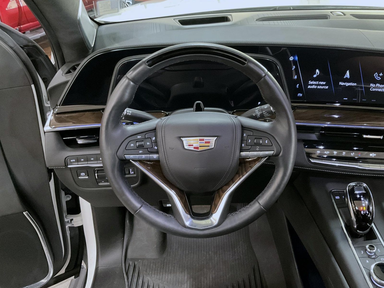 2024 Cadillac Escalade ESV Sport Platinum - Photo 11