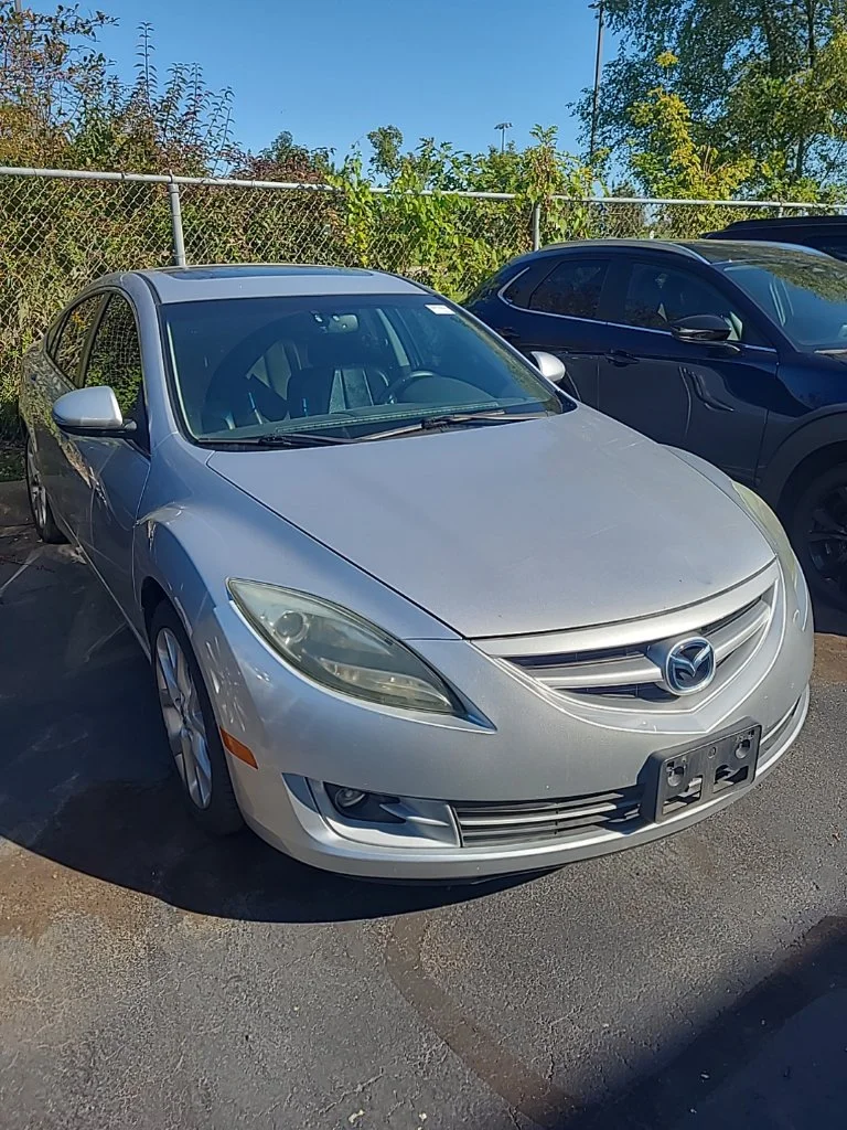Used 2011 Silver Mazda s Grand Touring image 2