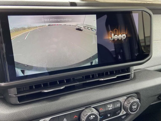 New 2025 Anvil Clearcoat Jeep Sport S image 21