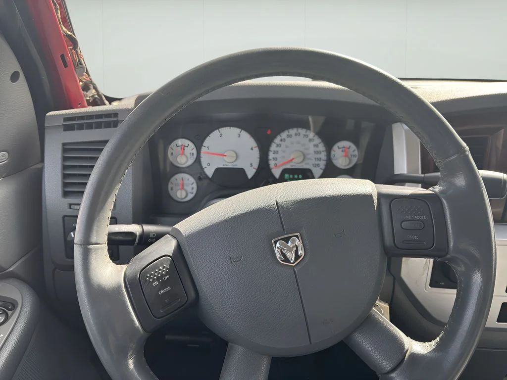 Used 2008 Maroon Dodge Laramie image 19