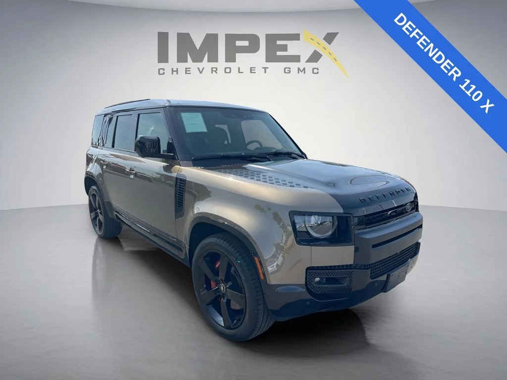 Used 2024  Land Rover X image 16