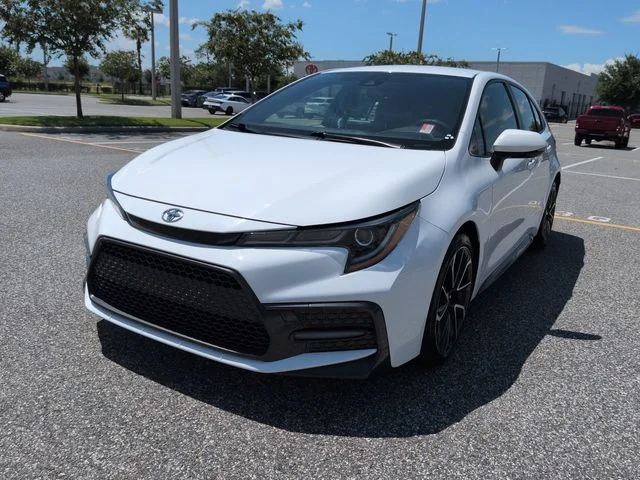 Used 2020 White Toyota SE image 8