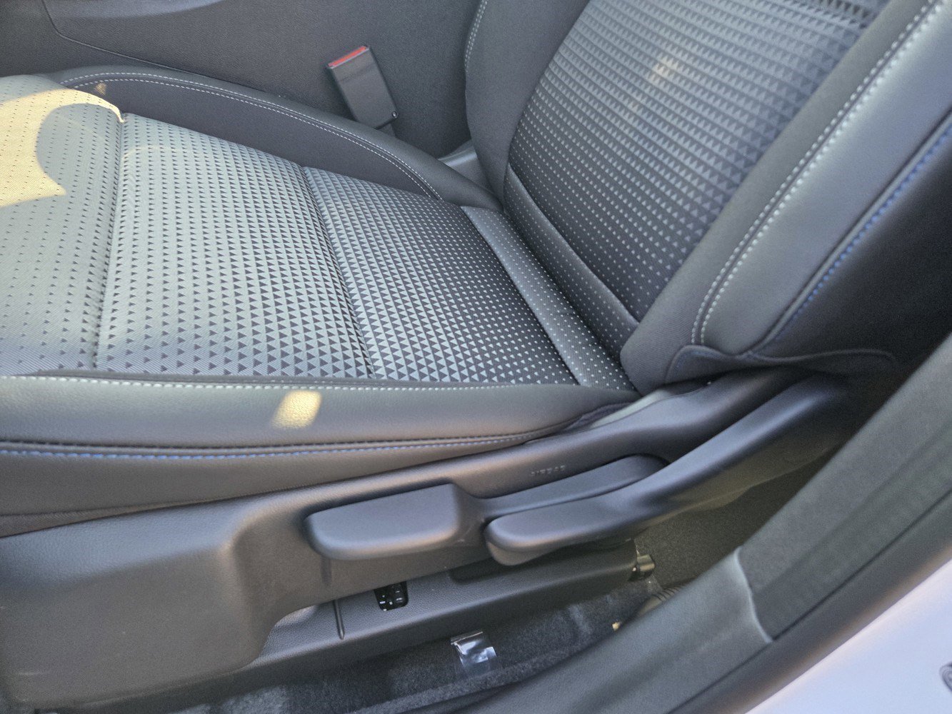 New 2026 Summit White Chevrolet LT image 15