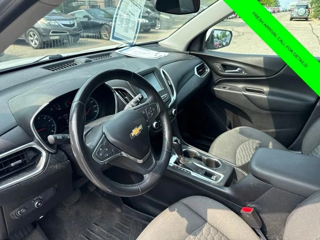 Used 2018 Summit White Chevrolet LT image 11