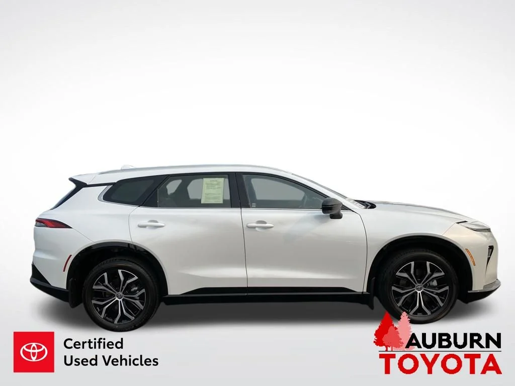 Certified Used 2026 Oxygen White Toyota XLE image 9