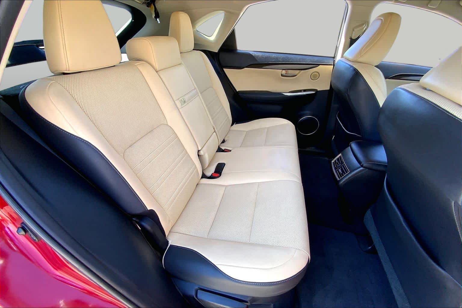 Used 2021 Matador Red Mica Lexus  image 19