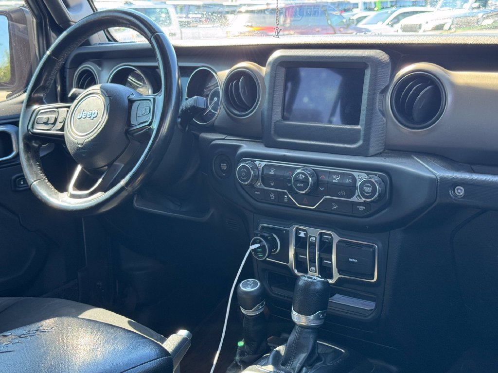 Used 2018 Crystal Metallic Jeep Unlimited Sport S image 6