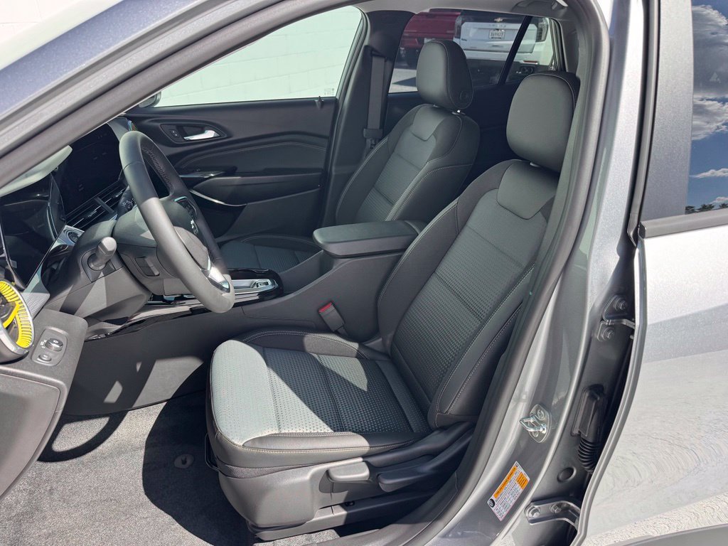 2026 Chevrolet Trax LT - Photo 16