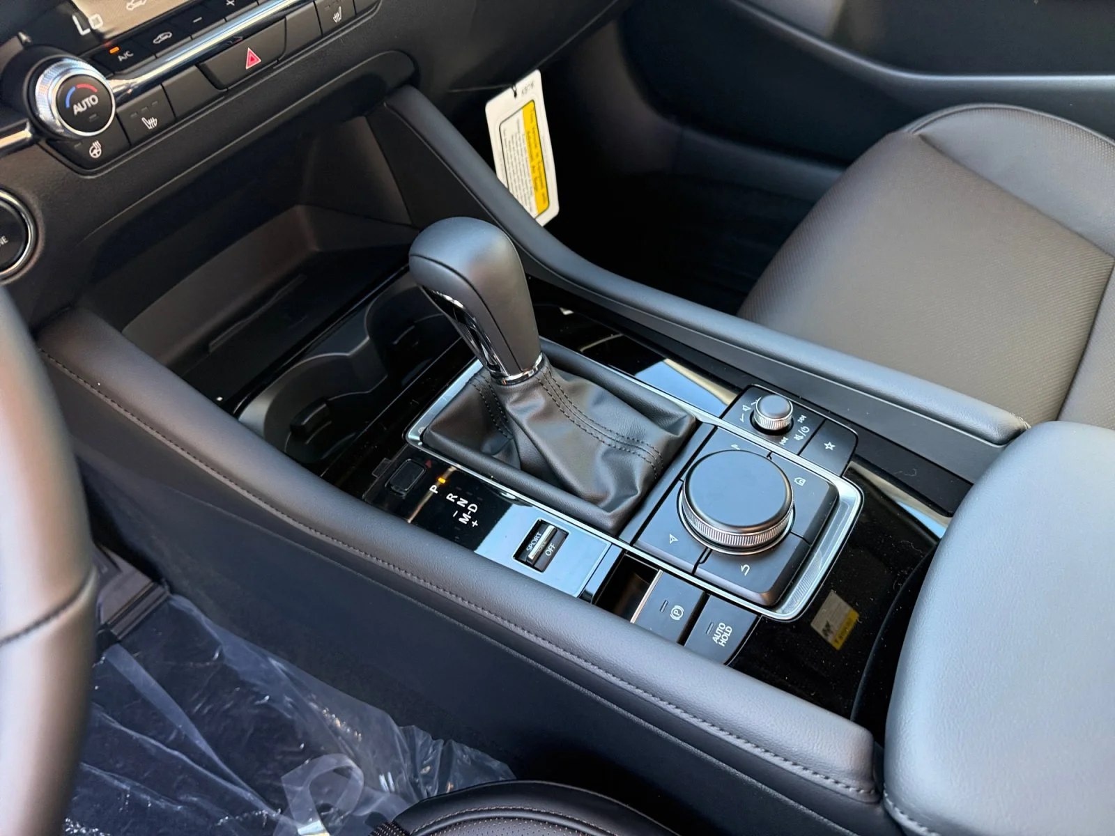 2026 Mazda Mazda3 Turbo Premium Plus - Photo 13