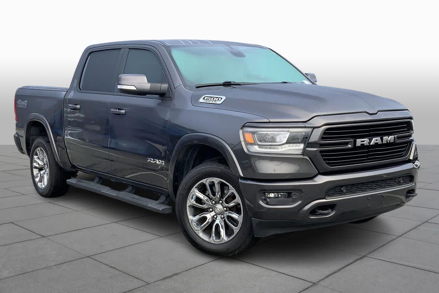 Used 2020 Granite Crystal Metallic Clearcoat Ram Laramie image 3