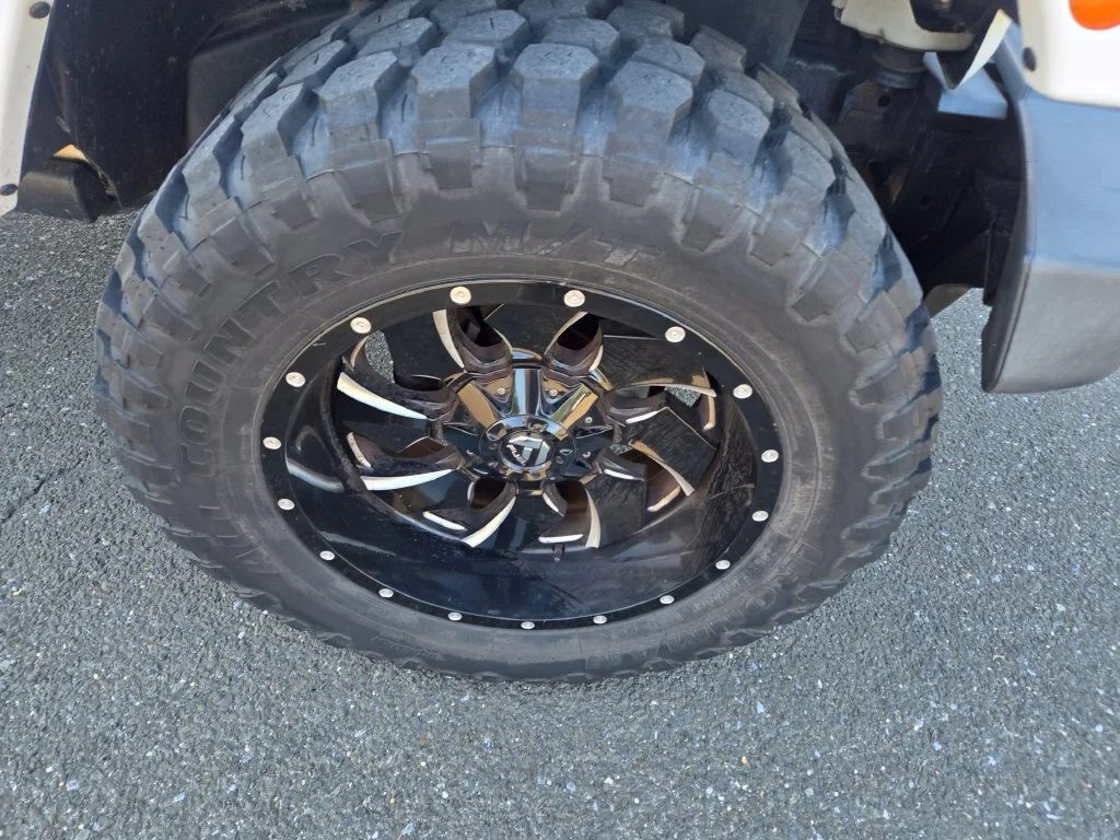 Used 2015 White Jeep Unlimited Rubicon image 8