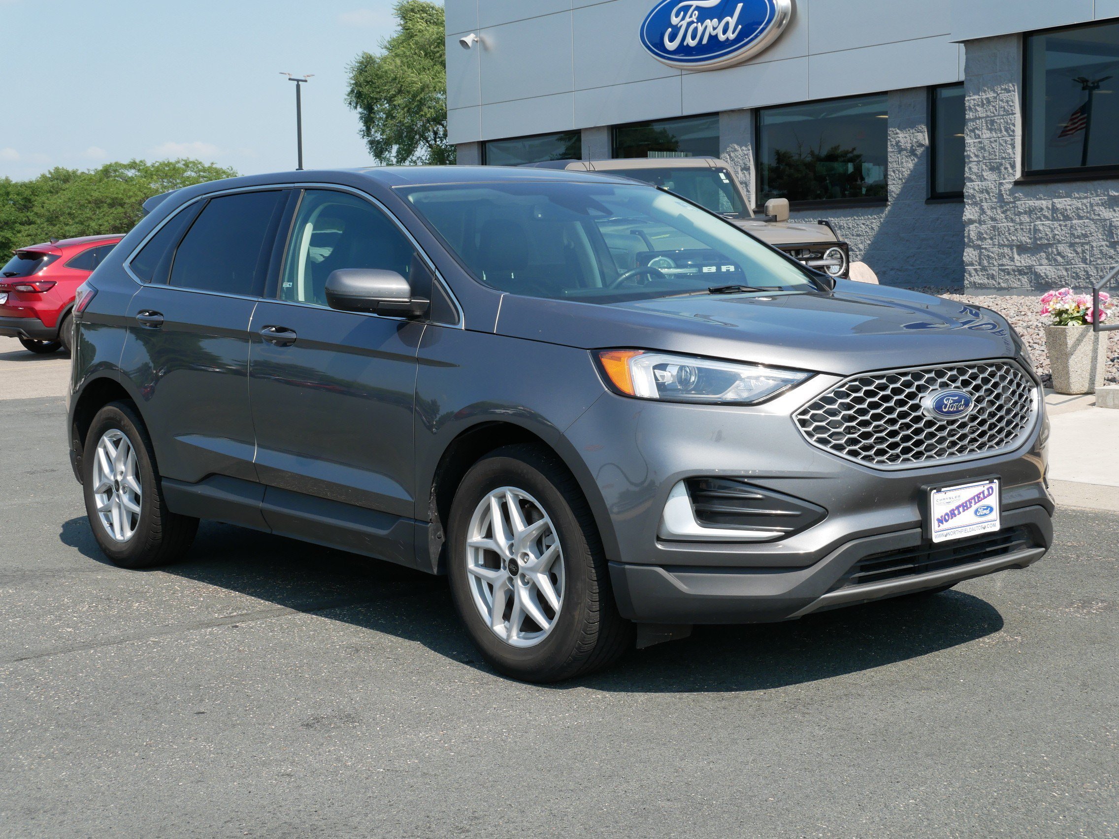 Used 2024 Ford Edge SEL with VIN 2FMPK4J94RBA80150 for sale in Northfield, Minnesota