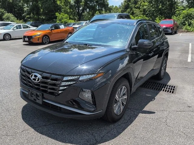 Used 2023 Black Hyundai Blue image 3
