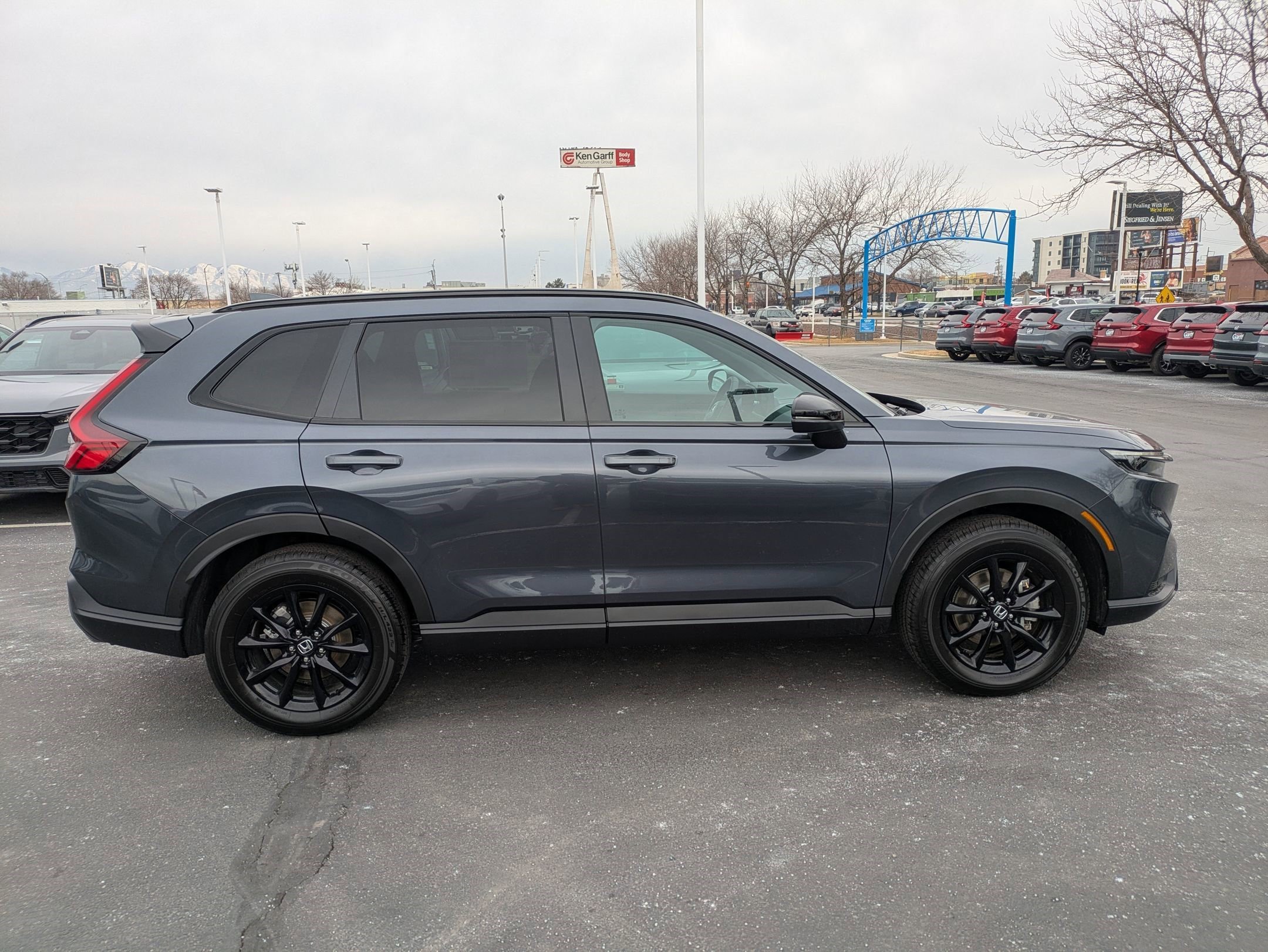 New 2026 Meteorite Gray Metallic Honda Sport-L image 2