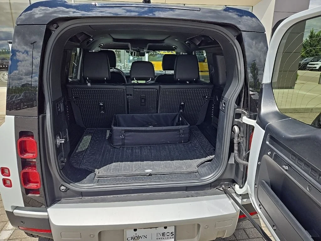 Certified Used 2024 White Land Rover S image 18