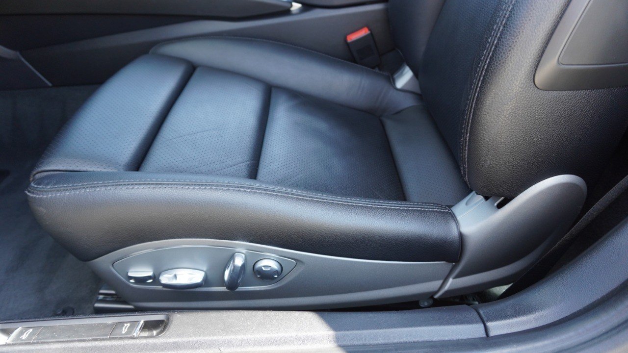 Used 2017 Black Porsche Carrera image 25