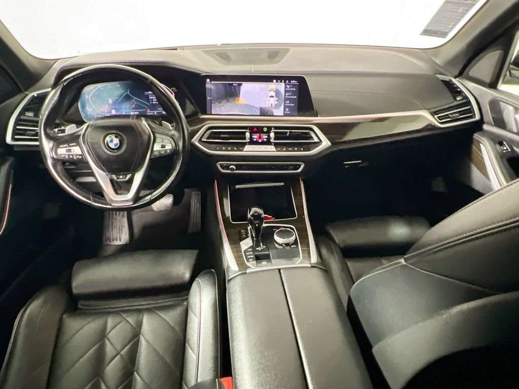 Used 2023 White BMW xDrive40i image 28