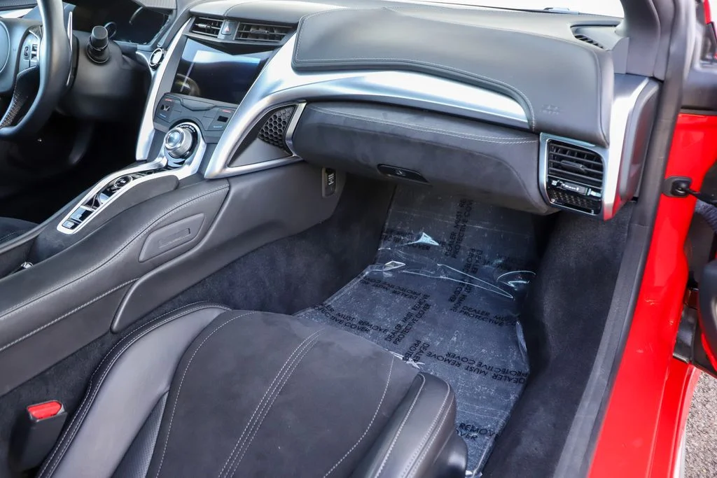 Used 2018 Red Acura  image 39