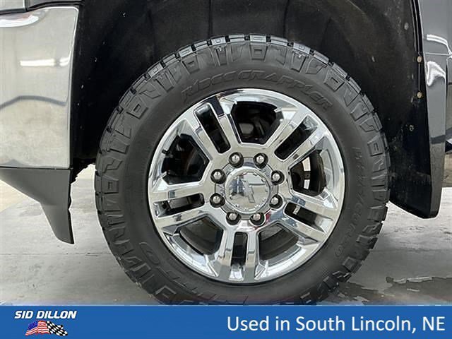 Used 2019 Black Chevrolet LTZ image 18