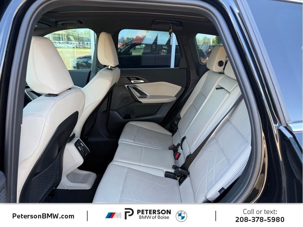 Used 2023 Black BMW xDrive28i image 15