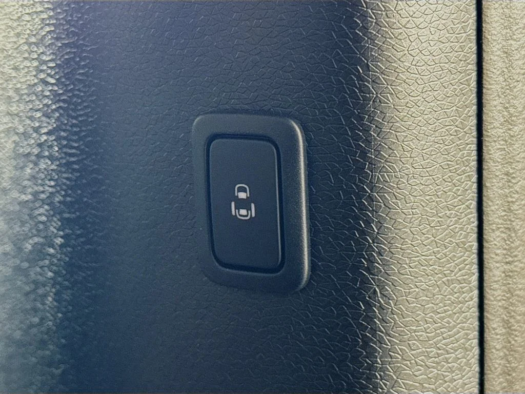 2025 Volkswagen ID. Buzz PRO S - Photo 44