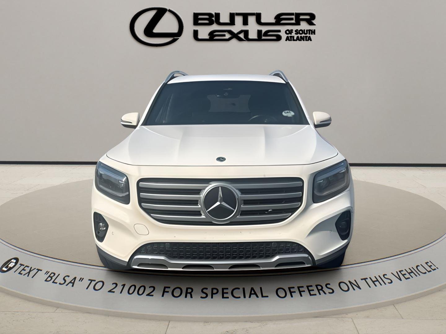 Used 2024 Polar White Mercedes-Benz GLB 250 image 2
