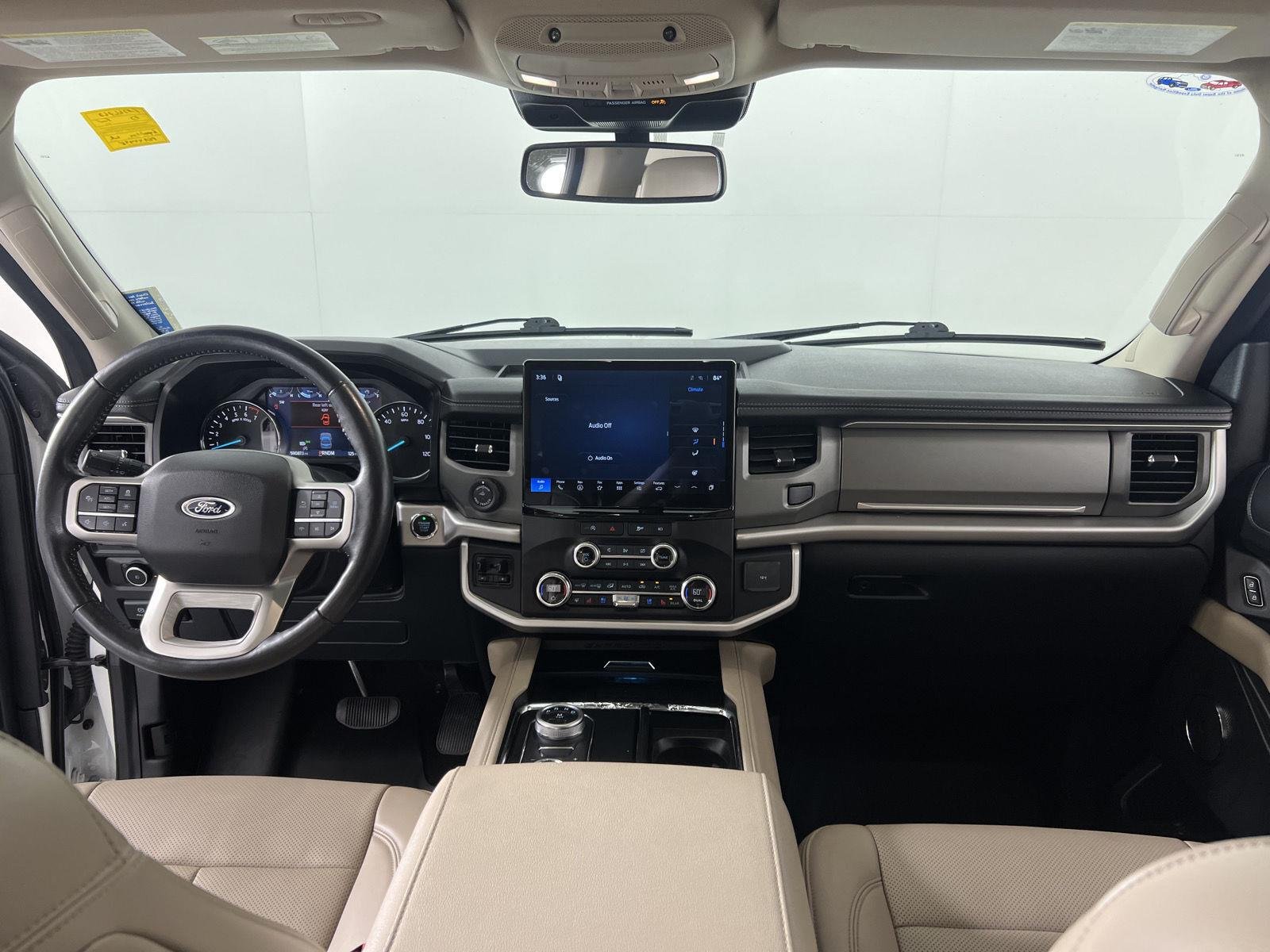 Used 2023 Star White Metallic Tri-Coat Ford XLT image 4