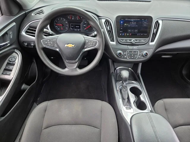 Used 2023 Gray Chevrolet LT image 18