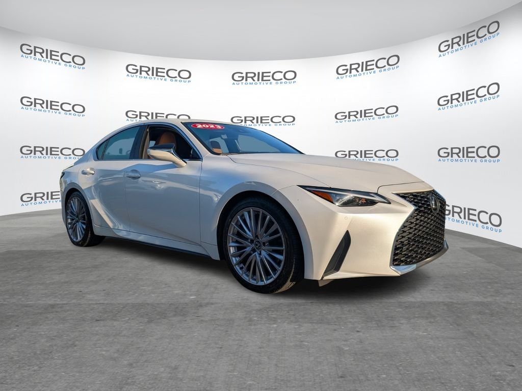 2023 Lexus IS 300
